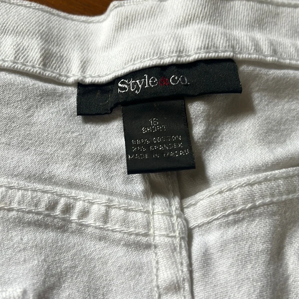 Style & Co White Jeans size 16 Short - Picture 5 of 5